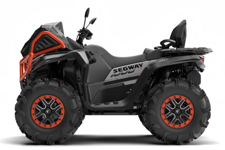 quad-snarler-at10l-eps-deluxe-wide-mud-2